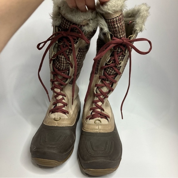 The North Face Shellista lace luxe boots size 8 - Picture 7 of 8